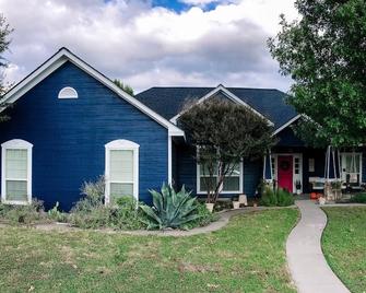 Bungalow Chic Cottage; family friendly - Lancaster