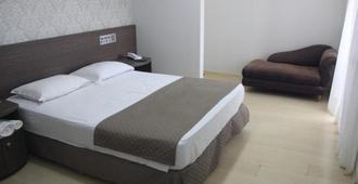 Abbas Hotel - Uberlândia - Bedroom