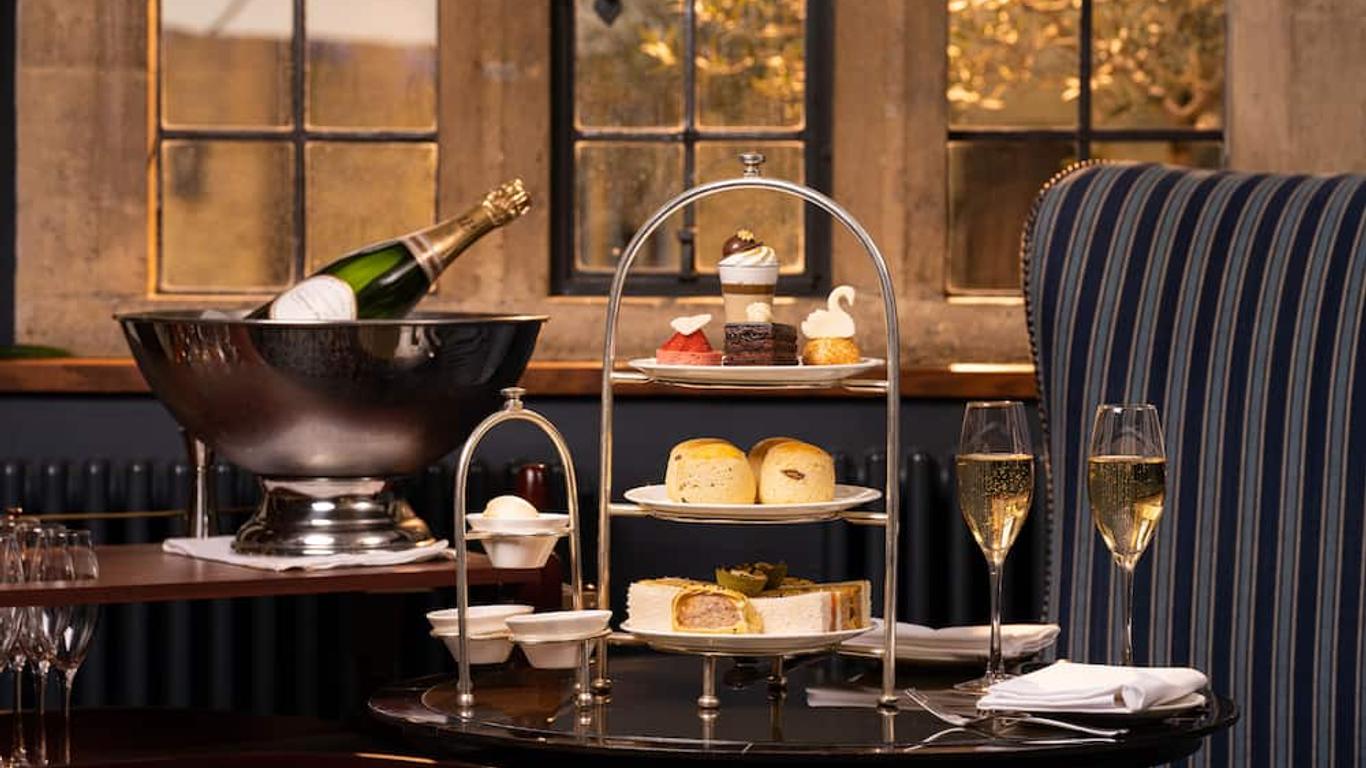 The Lygon Arms - an Iconic Luxury Hotel