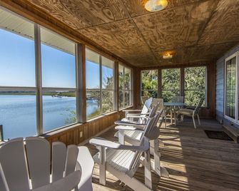 Gone Fishin' - Edisto Island - Balcony