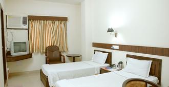 Hotel Jora Palace - Jorhāt - Bedroom