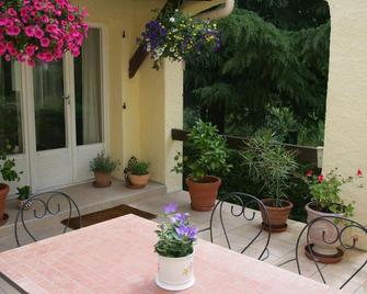 Les Jardins D'Avène - Rousson - Patio