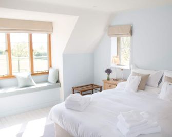 Cotswold Cottage In Historic Village Of Stanton With Views Over Open Fields - Broadway - Slaapkamer