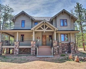 Beautiful Red Feather Lake House in Exclusive Fox Acres Gated Community! - Red Feather Lakes - Building