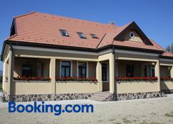 Pensiune Agroturistica Horváth-Kert - Borzont - Building