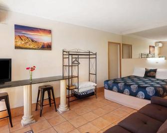 Bilinga Beach Motel - Bilinga - Ložnice