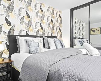 Rothesay House by Klass Living Coatbridge - Coatbridge - Bedroom
