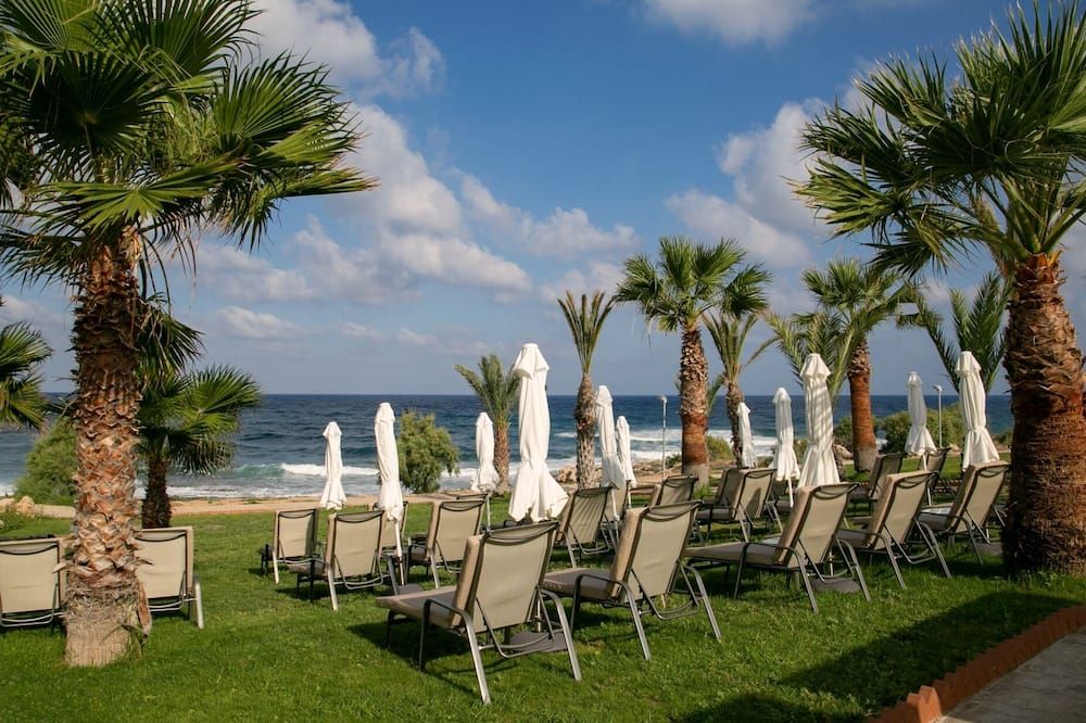 Louis Paphos Breeze - Pafos