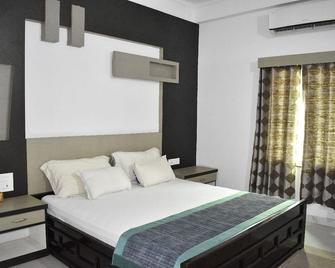Mayur Hotel - Dimāpur - Bedroom