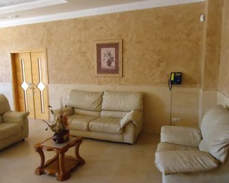 Hotel Antequera Rural Fortes La Nuit - Mollina - Sala de estar