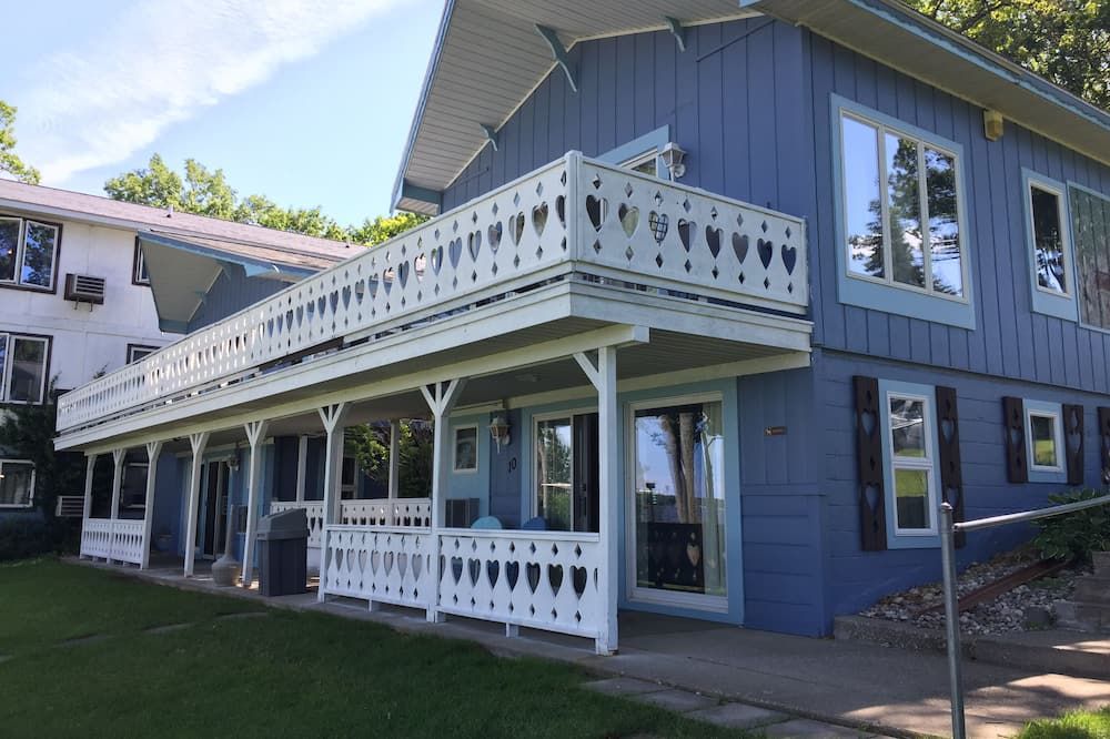 Cedar Oaks Lakeside Resort - Houghton Lake - Formally Ohana / Riviera Resort. - Prudenville - Edificio