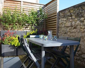 Gite Du Petit Coteau - Vouvray - Patio