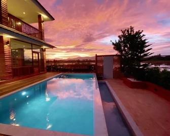 Doona Resort - Mae Taeng - Pool