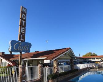 The Capri Motel - Santa Clara - Building