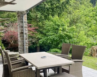 Talblick Chalet Blankenheim - Blankenheim - Patio