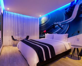 Hf Fenix Music - Lisboa - Habitación