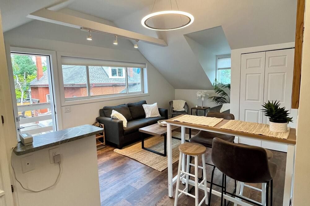 Adorable Carriage House Apartment in the Heart of Denver - Denver - Sala de jantar