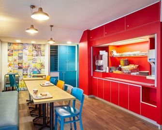 Hotelf1 Orange Centre Echangeur A7 A9 - Orange - Restaurant