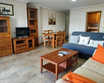 Apartamentos Deluxe San Julian - Torrevieja - Olohuone