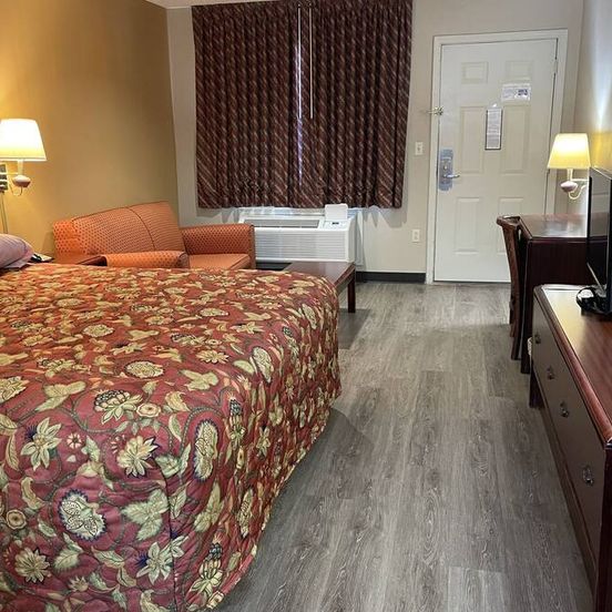 Bedroom view of Travel Inn