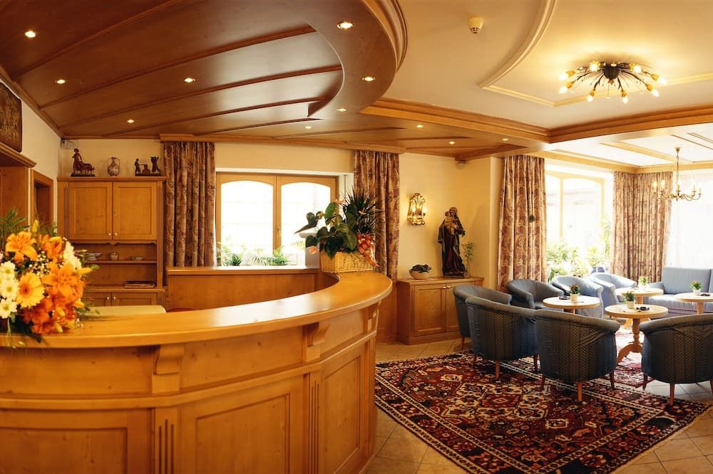Hotel Dolomiti Madonna - אורטיסיי - דלפק קבלה