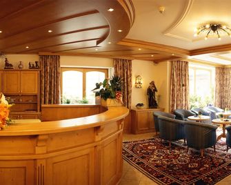 Hotel Dolomiti Madonna - אורטיסיי - דלפק קבלה