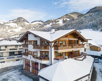 Itterblick - Itter - Будівля