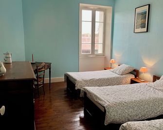 Family country house in the heart of Larzac - La Cavalerie - Habitación