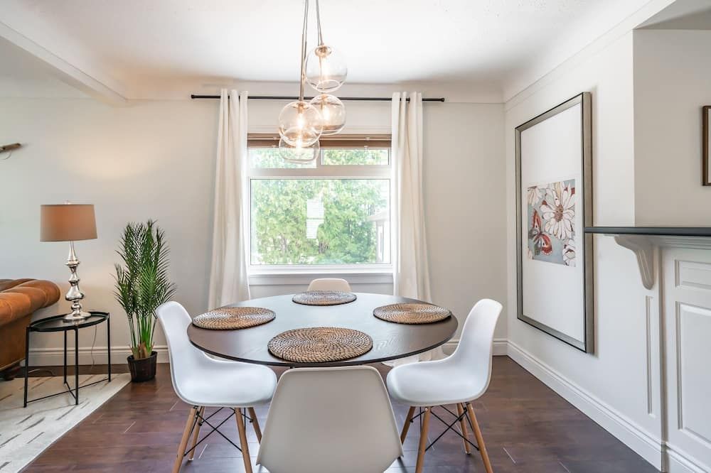 Dining room view of Boho Inspired Notl Wine Country Private Home For 2