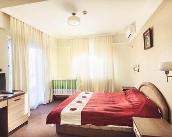 Hotel Kole - Čačak - Bedroom