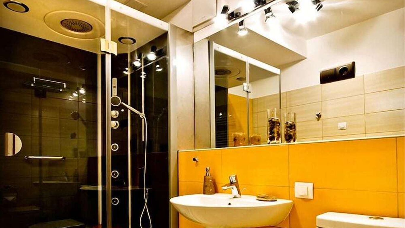 Corvin Lux Aparthotel