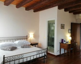 Locanda Degli Ulivi - Arcugnano - Bedroom