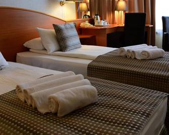 Hotel Orion - Budapest - Bedroom