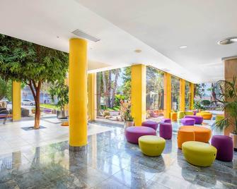 Hotel Servigroup Pueblo Benidorm - Benidorm - Lobby