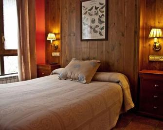 Hostal La Fuen - Parzán - Habitació