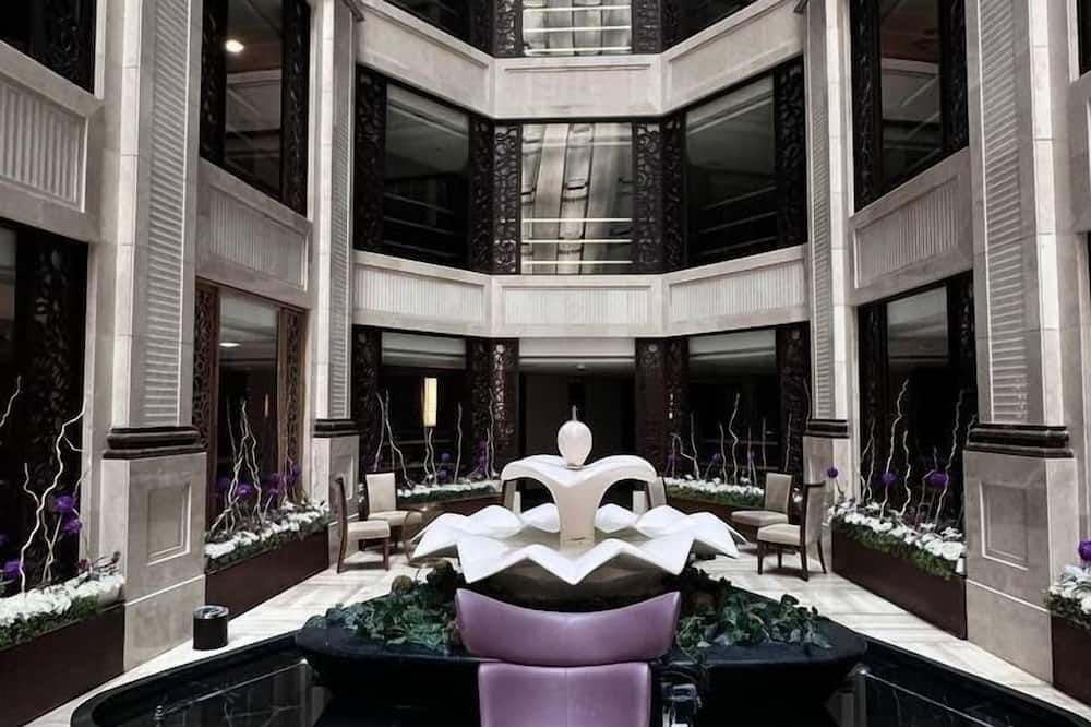 فندق فيوليت العزيزية