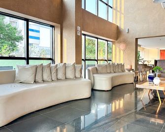 Vivence Hotel Palmas - Palmas - Lobby