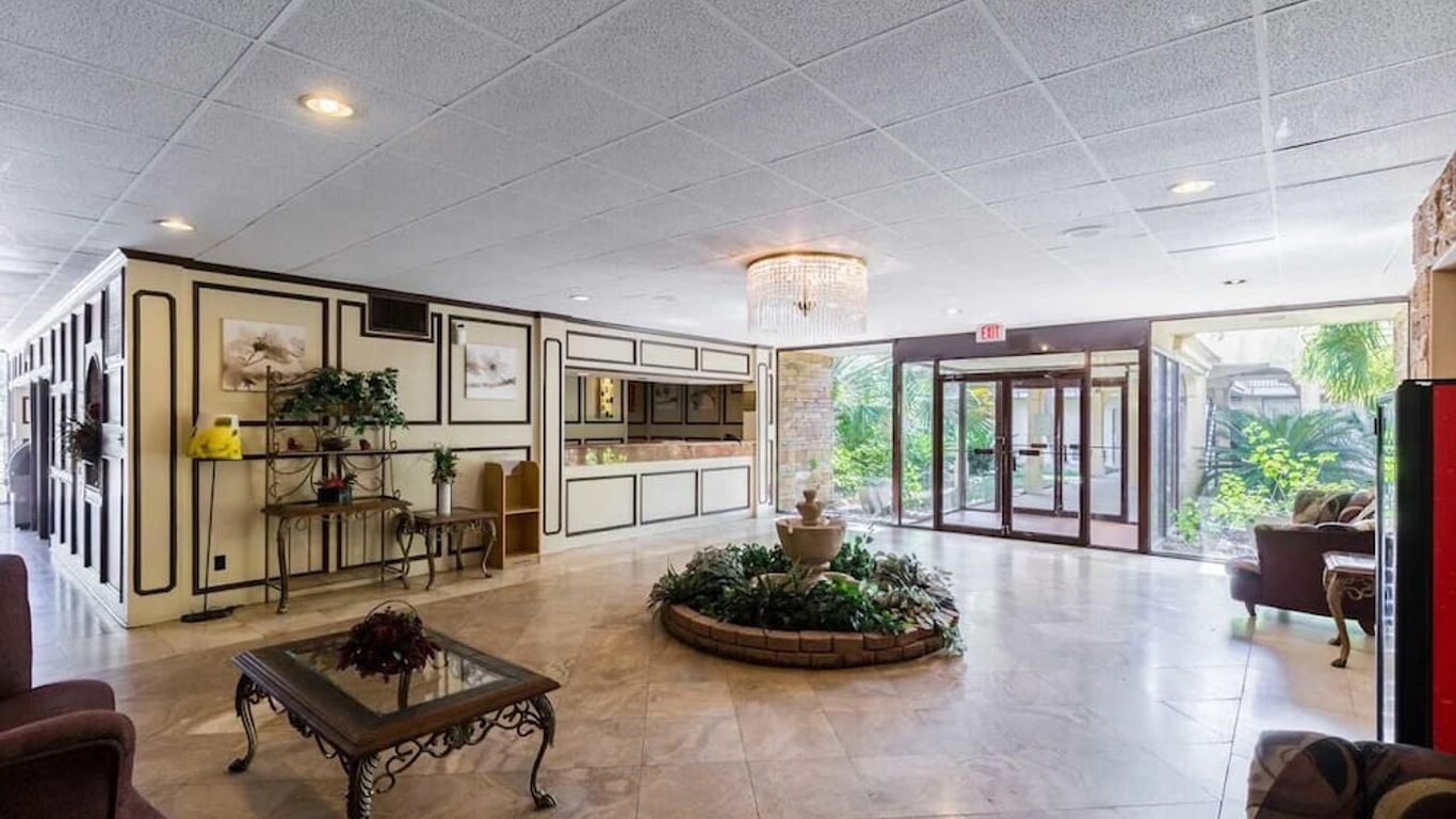 Eco Inn Suites by Hotel O Baytown