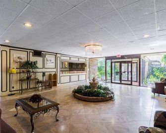 Eco Inn Suites by Hotel O Baytown - Baytown - Lobby