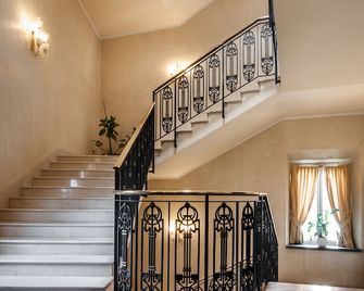 Grand Hotel Bastiani - Grosseto - Cầu thang