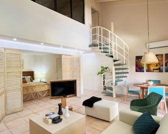 Discover Coronado's Best Area with Pool - Las Lajas (Panamá) - Sala de estar