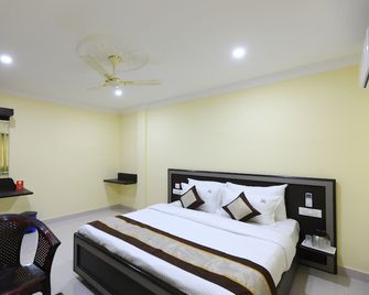 Saibala Inn - Pallāvaram - חדר שינה