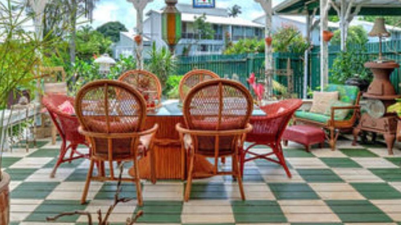 Hale Kawehi Guesthouse