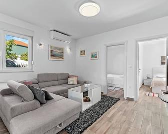 Apartment Moments Rogoznica - Rogoznica - Salon