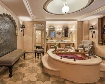 Fairmont Jaipur - ג'איפור - חדר שינה