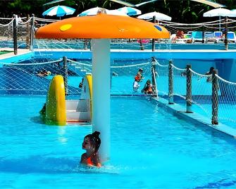 Daima Resort - Κεμέρ - Πισίνα