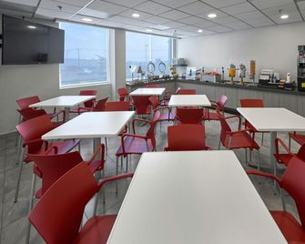 City Express Junior by Marriott Toluca Aeropuerto - Toluca - Restaurant
