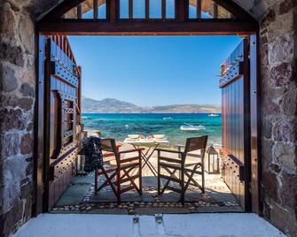 Neosikos Amazingbeach House Milos Island - Klima - Balkon