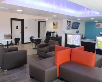 Motel 6 Chattanooga - Airport - Chattanooga - Salon