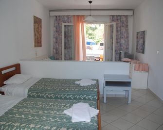 Alessandro - Sidari - Bedroom